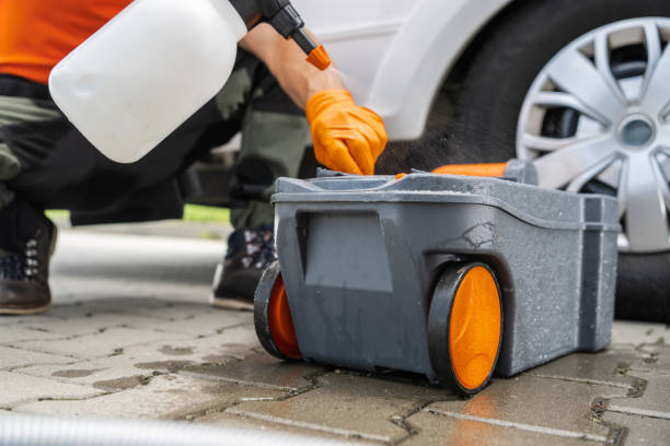 Portable Toilet Options We Offer in Duncan Falls, OH