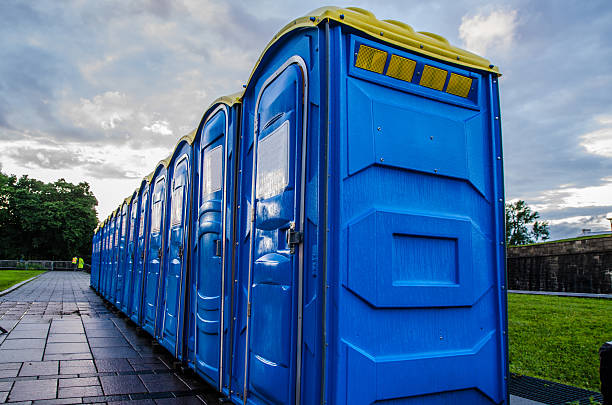 Best Portable restroom trailer rental  in Duncan Falls, OH